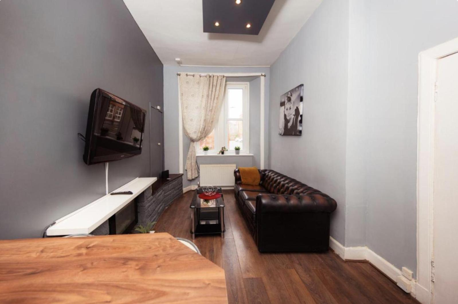 Warm Apartment By Holyrood Palace! Edinburgh Buitenkant foto